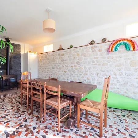 Holiday home Maison En Bord De Seine