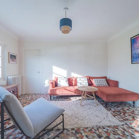 Holiday home Maison En Bord De Seine